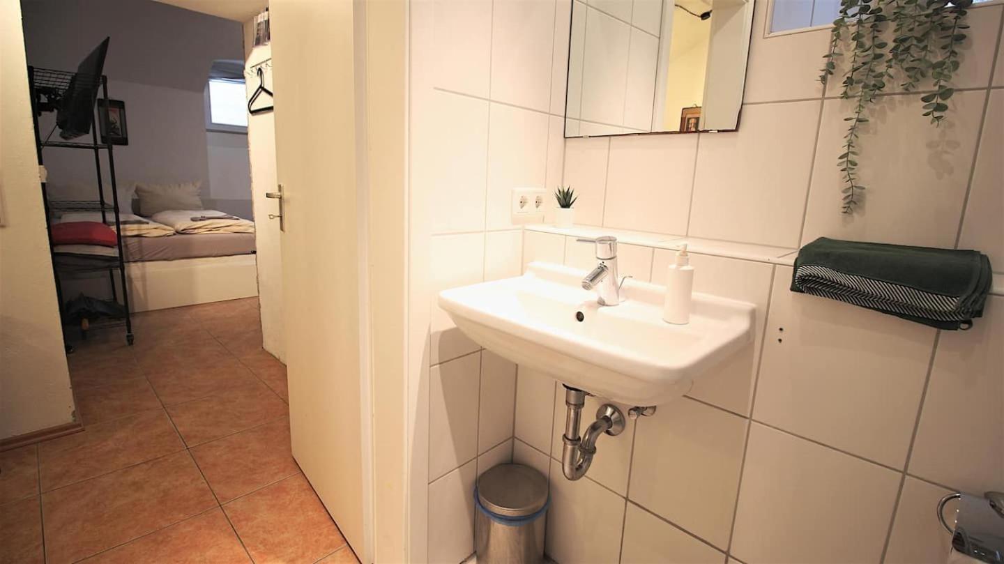 Fully Equipped Apartment Near Main Station فورتسبورغ المظهر الخارجي الصورة